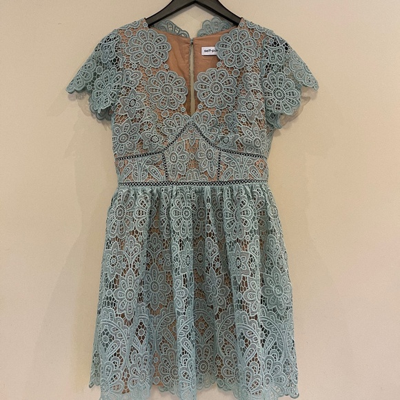 Self-Portrait Mint Floral Guipure Lace Mini Dress UK12/US8 - Picture 3 of 11